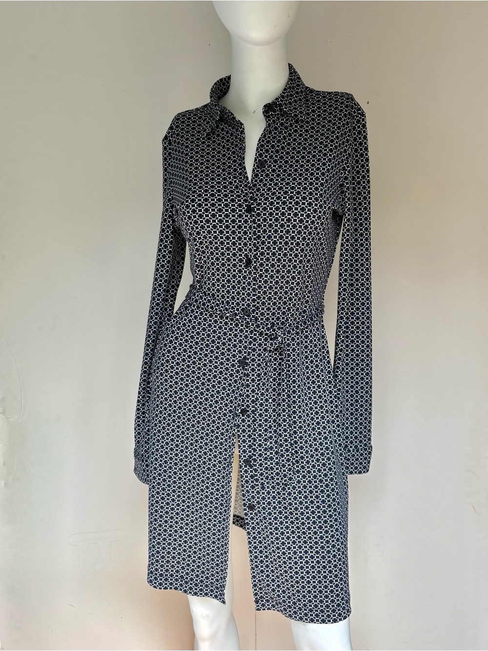 Mossimo Supply Co. Black & White Printed Long Sleeve Shirt Dress